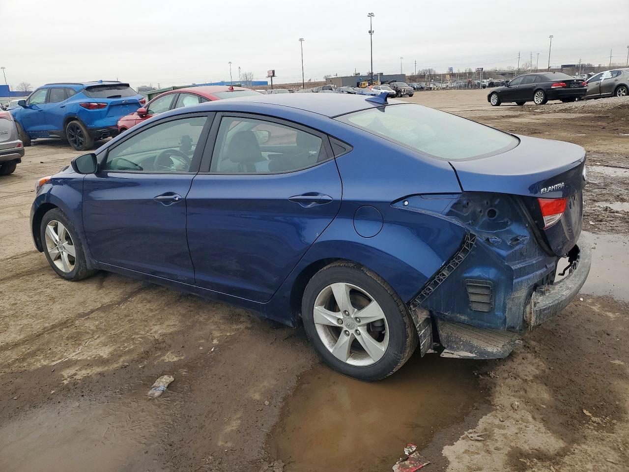 2013 Hyundai Elantra Gls - Image 2