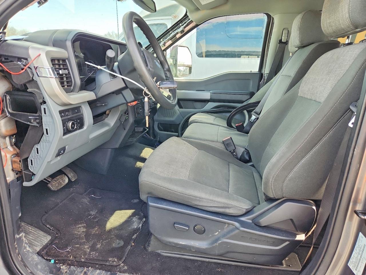 2023 Ford F450 Super Duty - Image 7