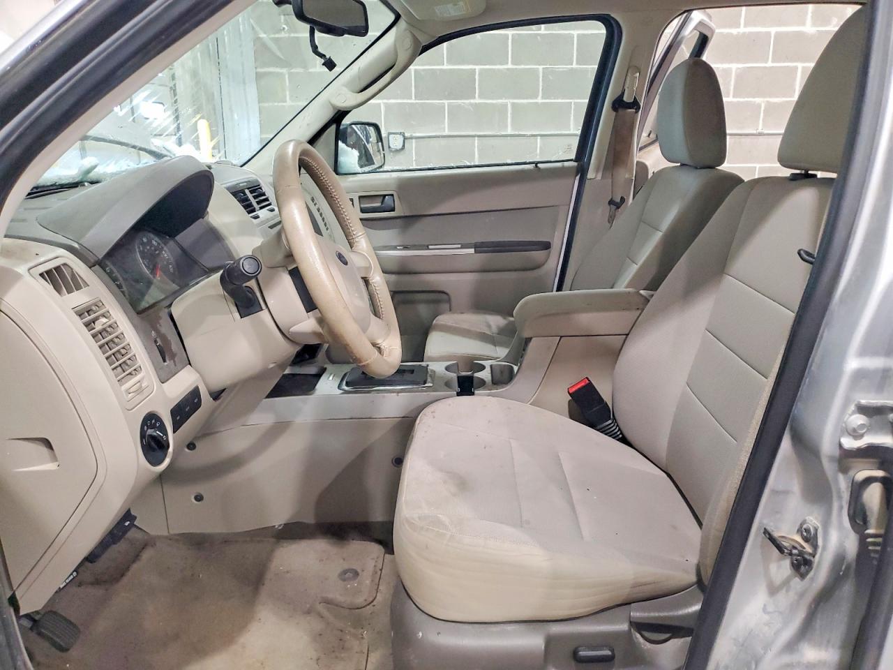 2012 Ford Escape - Image 7