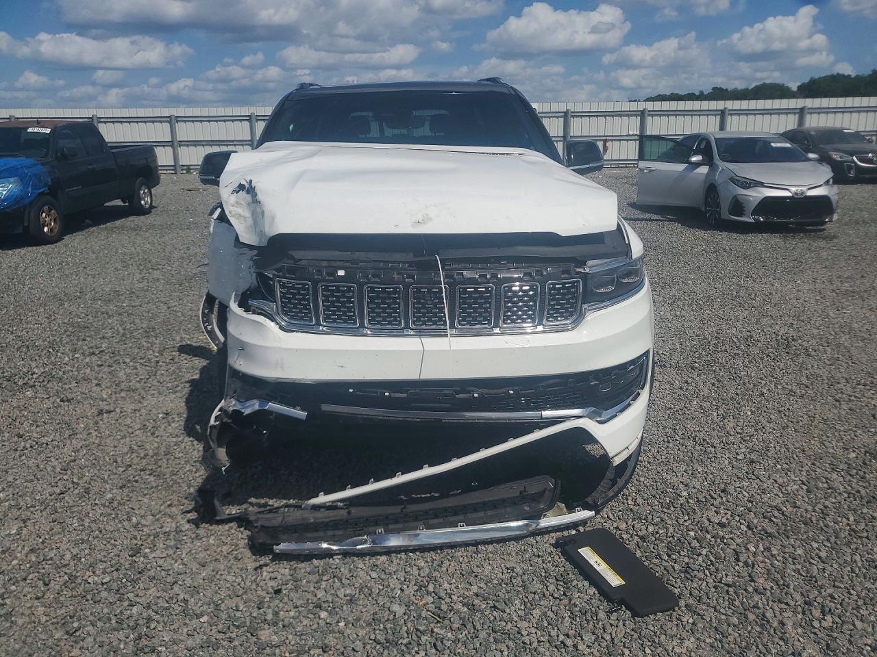 2023 Jeep Grand Wagoneer Series I - Фото 5