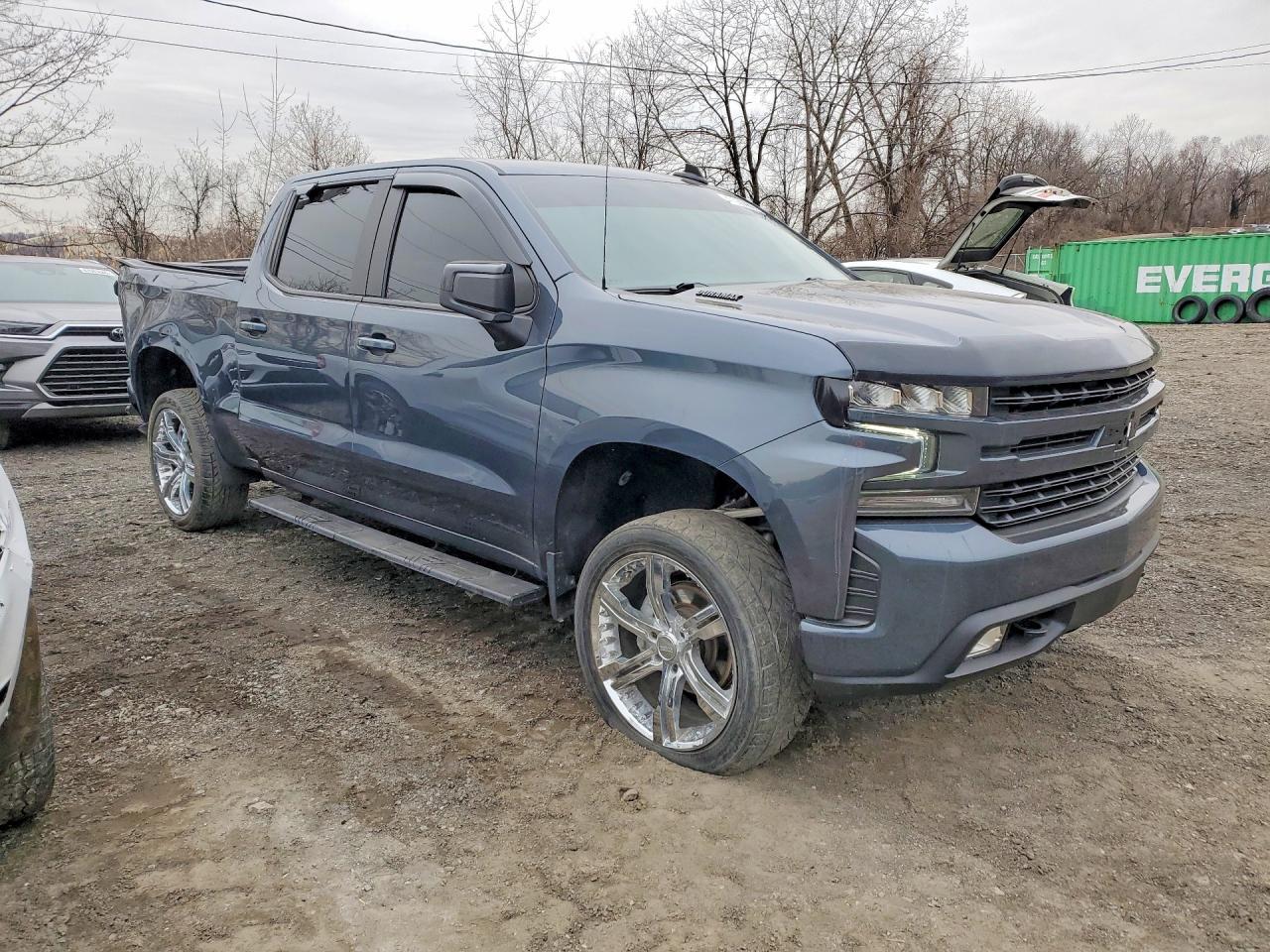 2021 Chevrolet Silverado K1500 Rst - Image 4