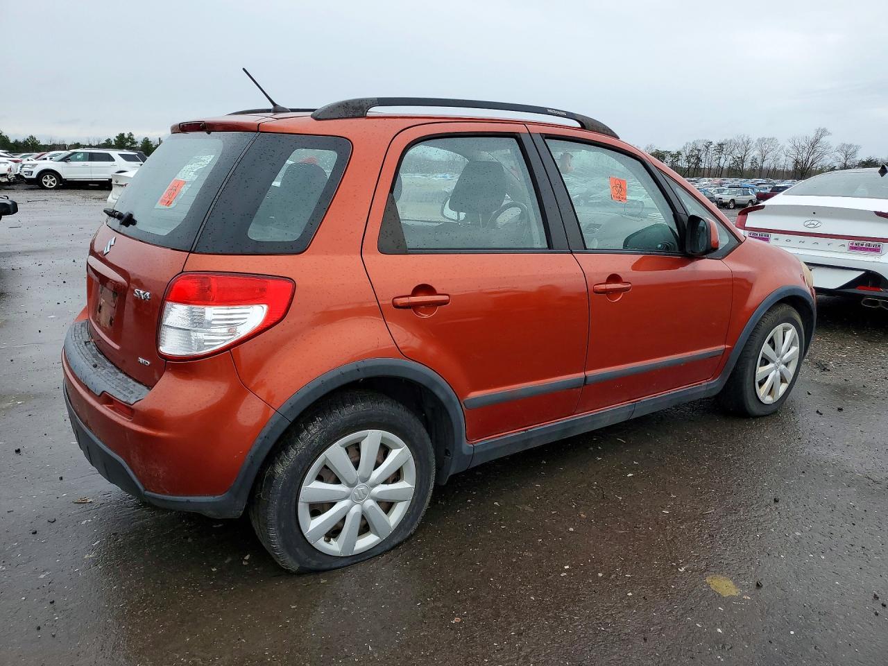2011 Suzuki Sx4 - Фото 3