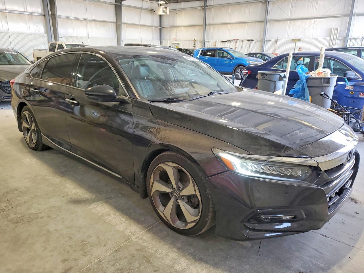 2018 Honda Accord Touring - Фото 4