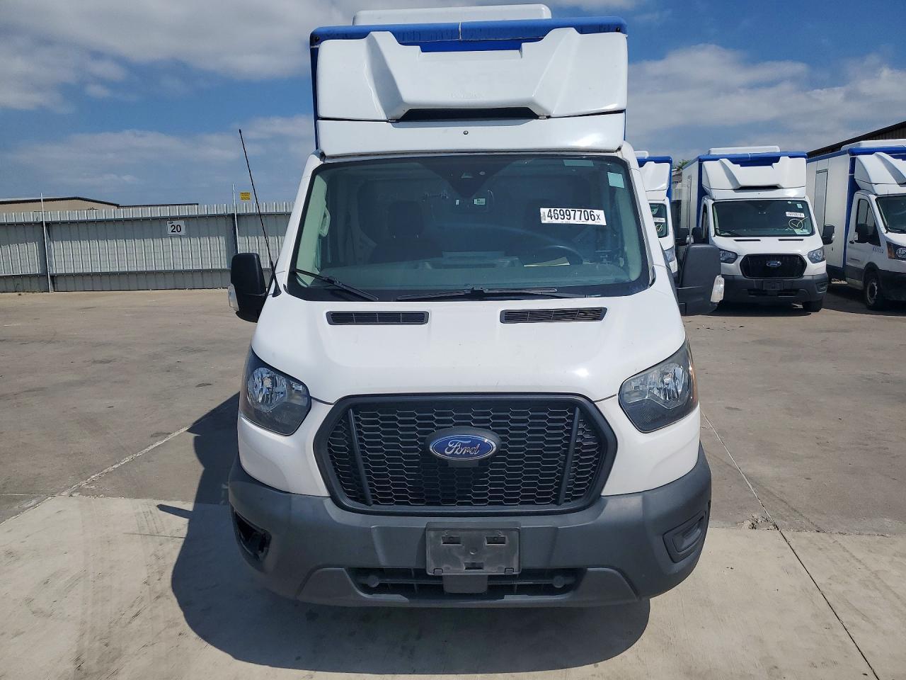 2022 Ford Transit T-350 - Image 5