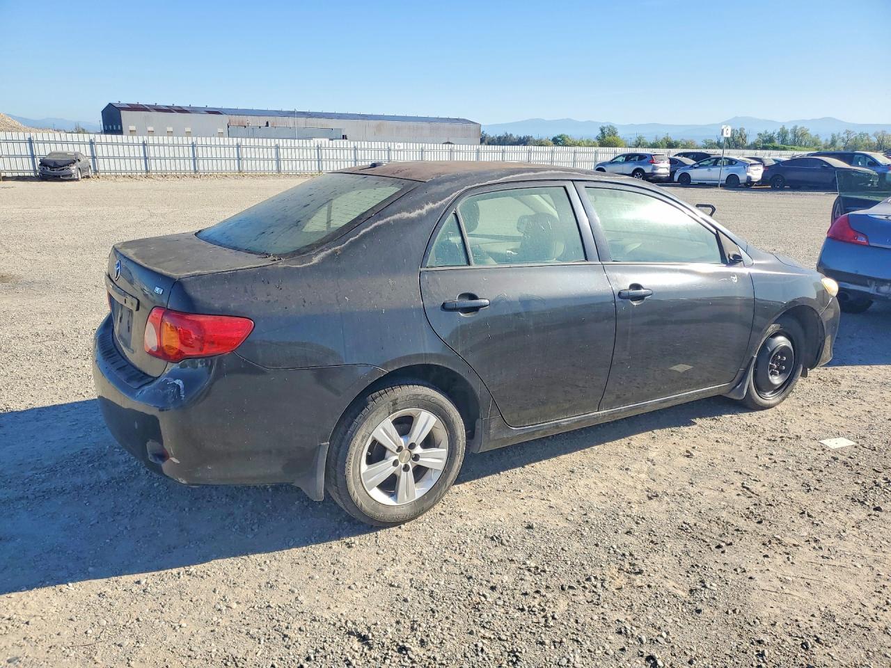 2010 Toyota Corolla Le - Фото 3