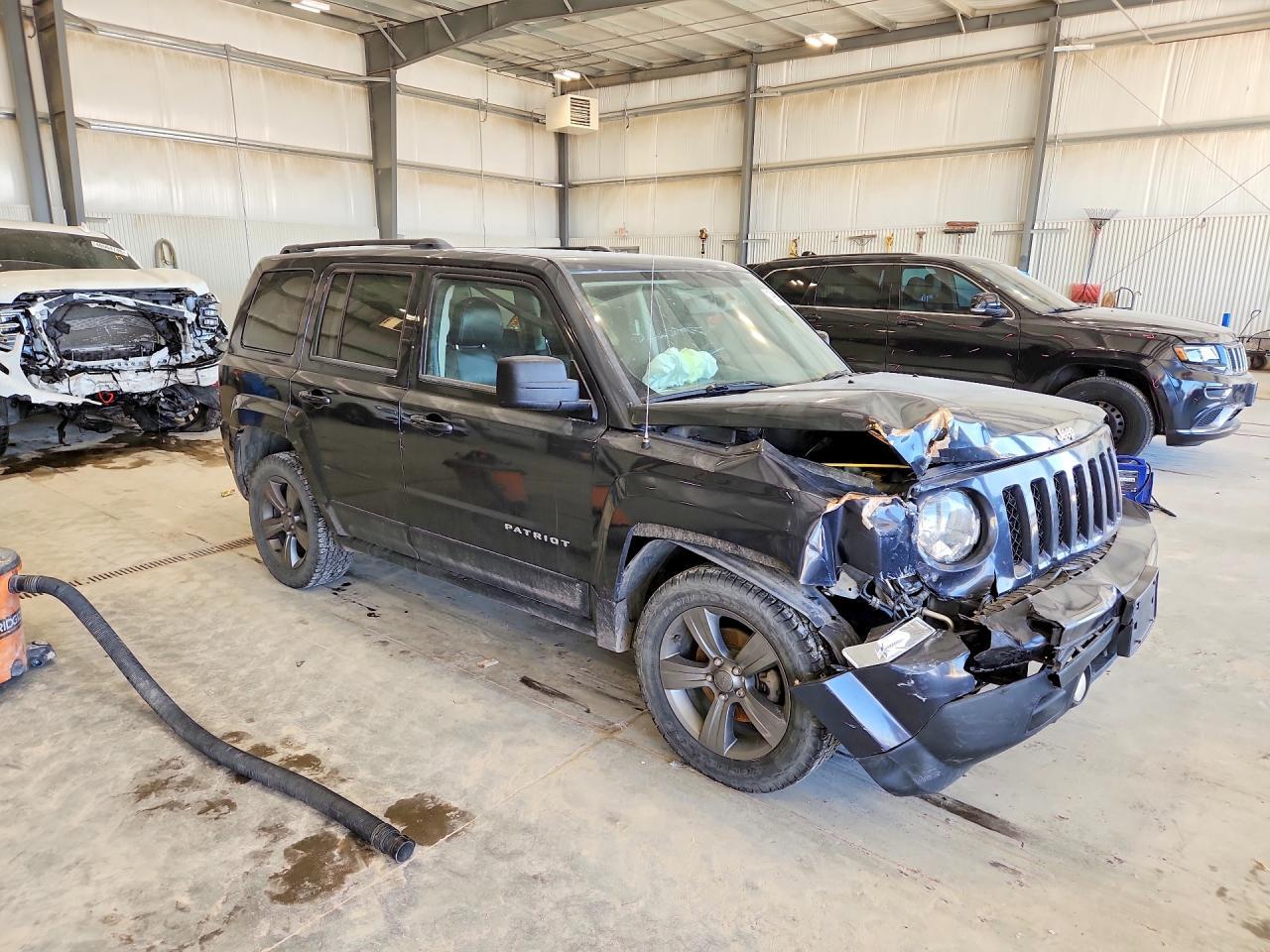 2015 Jeep Patriot Latitude - Фото 4