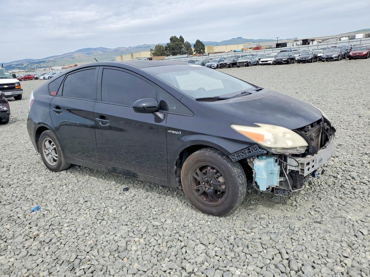 2014 Toyota Prius Two - Image 4