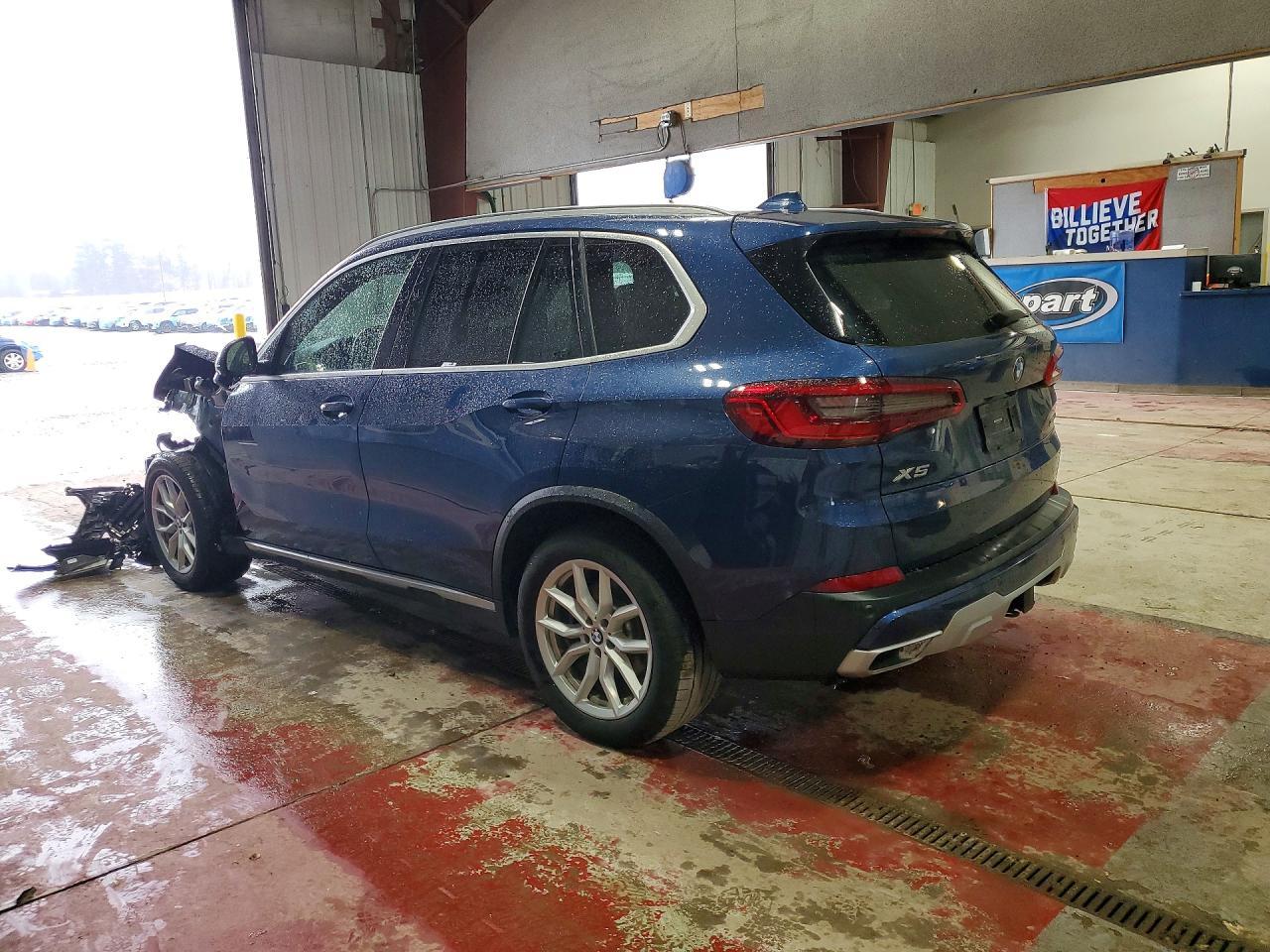 2020 BMW X5 xDrive40I - Фото 2