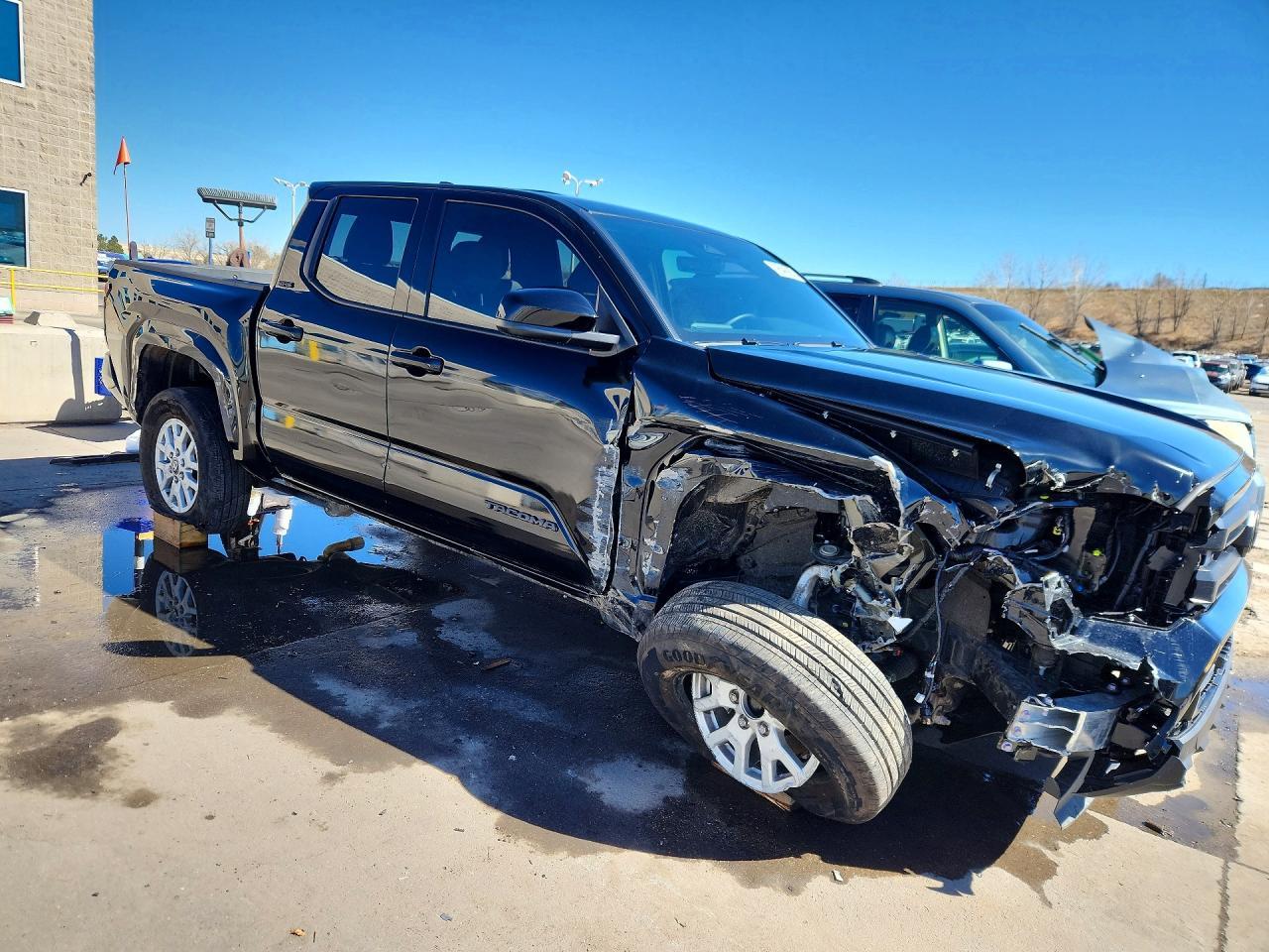 2025 Toyota Tacoma Sr5 - Image 4