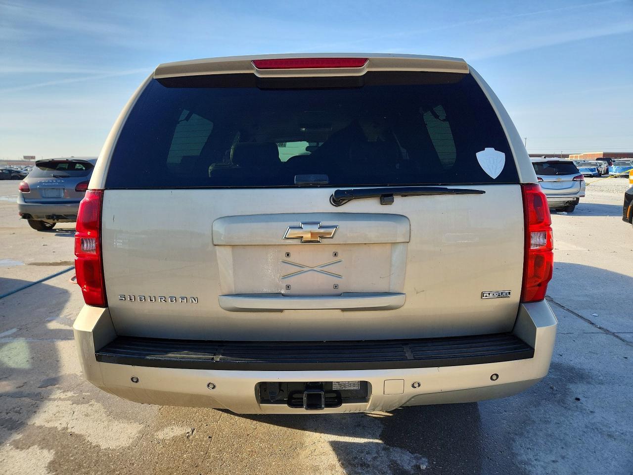 2009 Chevrolet Suburban C1500 Lt - Image 6
