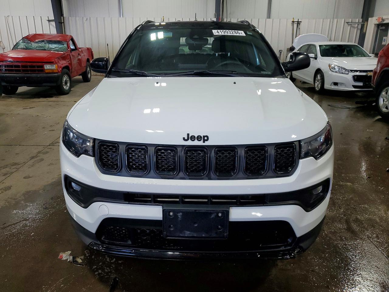 2023 Jeep Compass Latitude - Фото 5