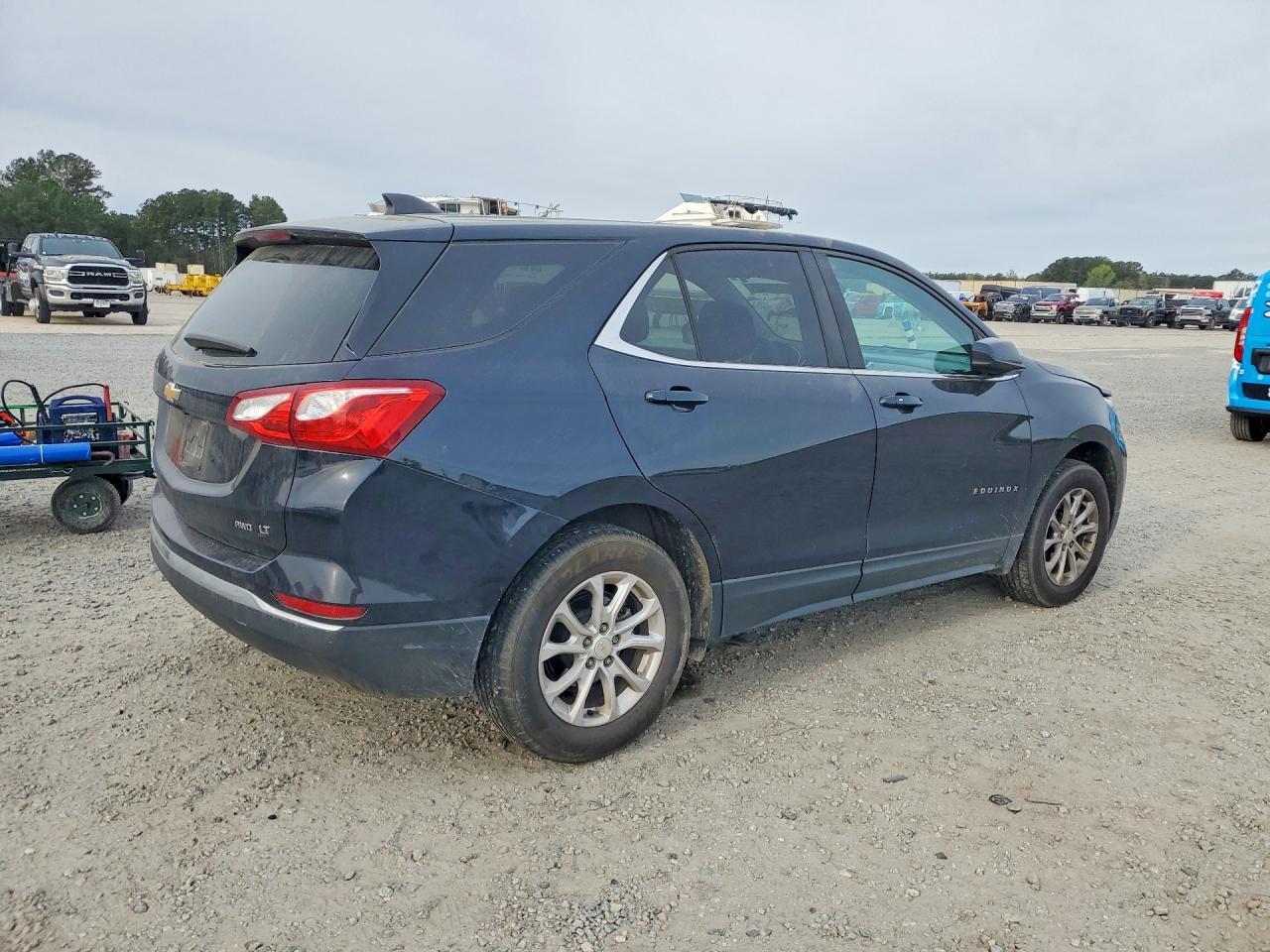 2021 Chevrolet Equinox Lt - Фото 3