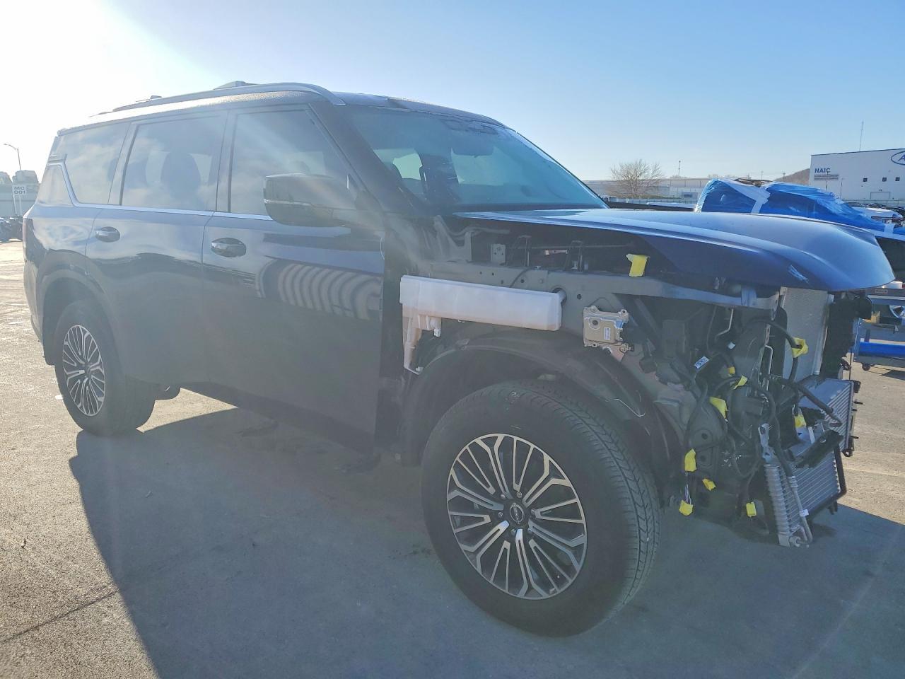 2025 Nissan Armada Platinum - Фото 4