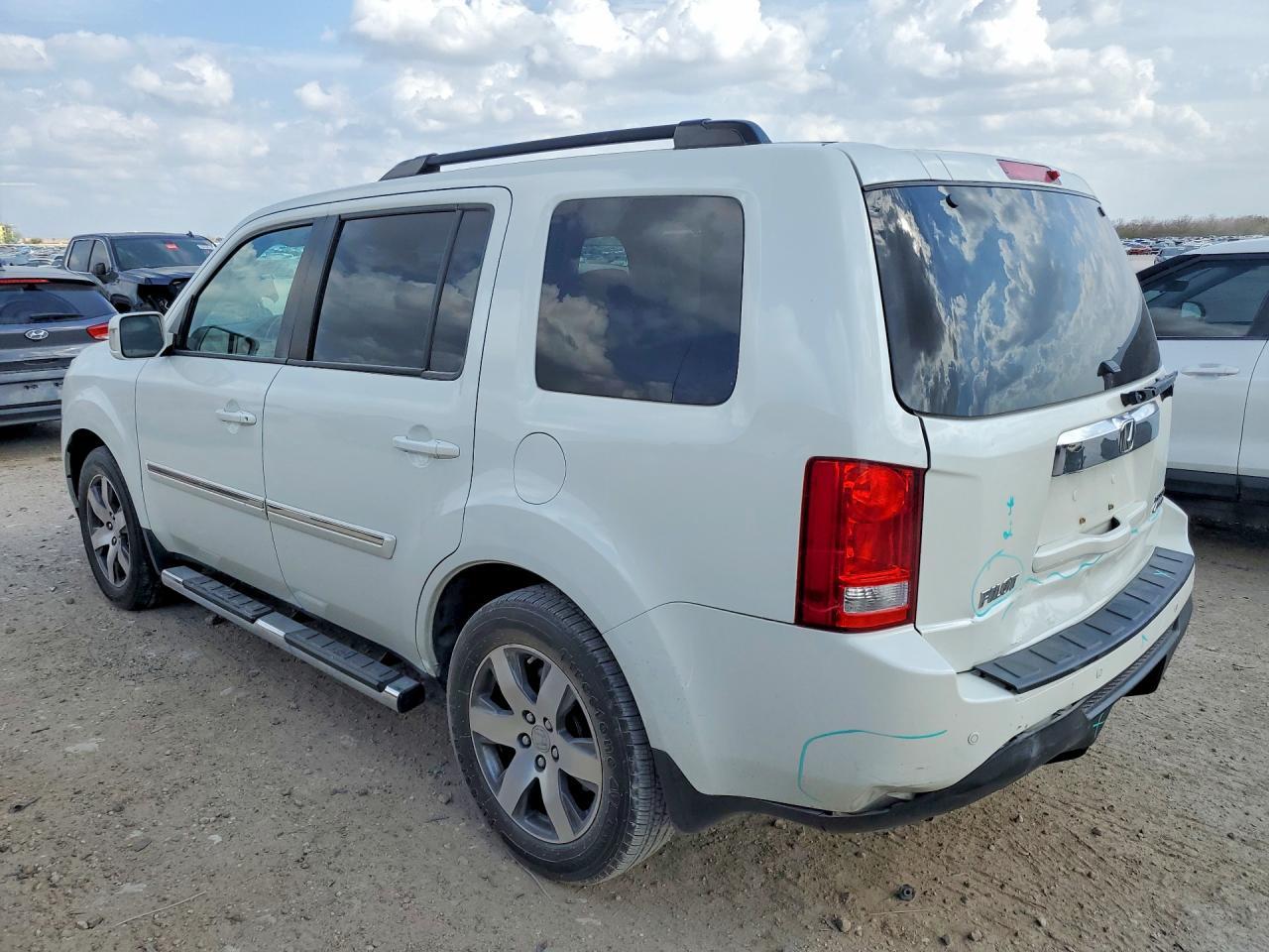 2015 Honda Pilot Touring - Фото 2