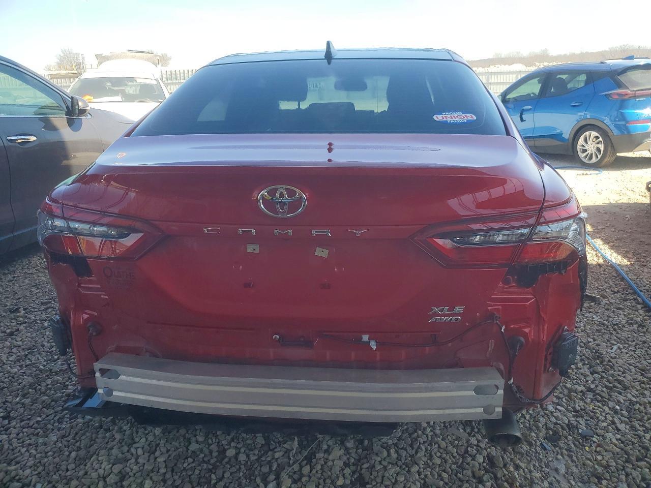 2024 Toyota Camry Xle - Фото 6