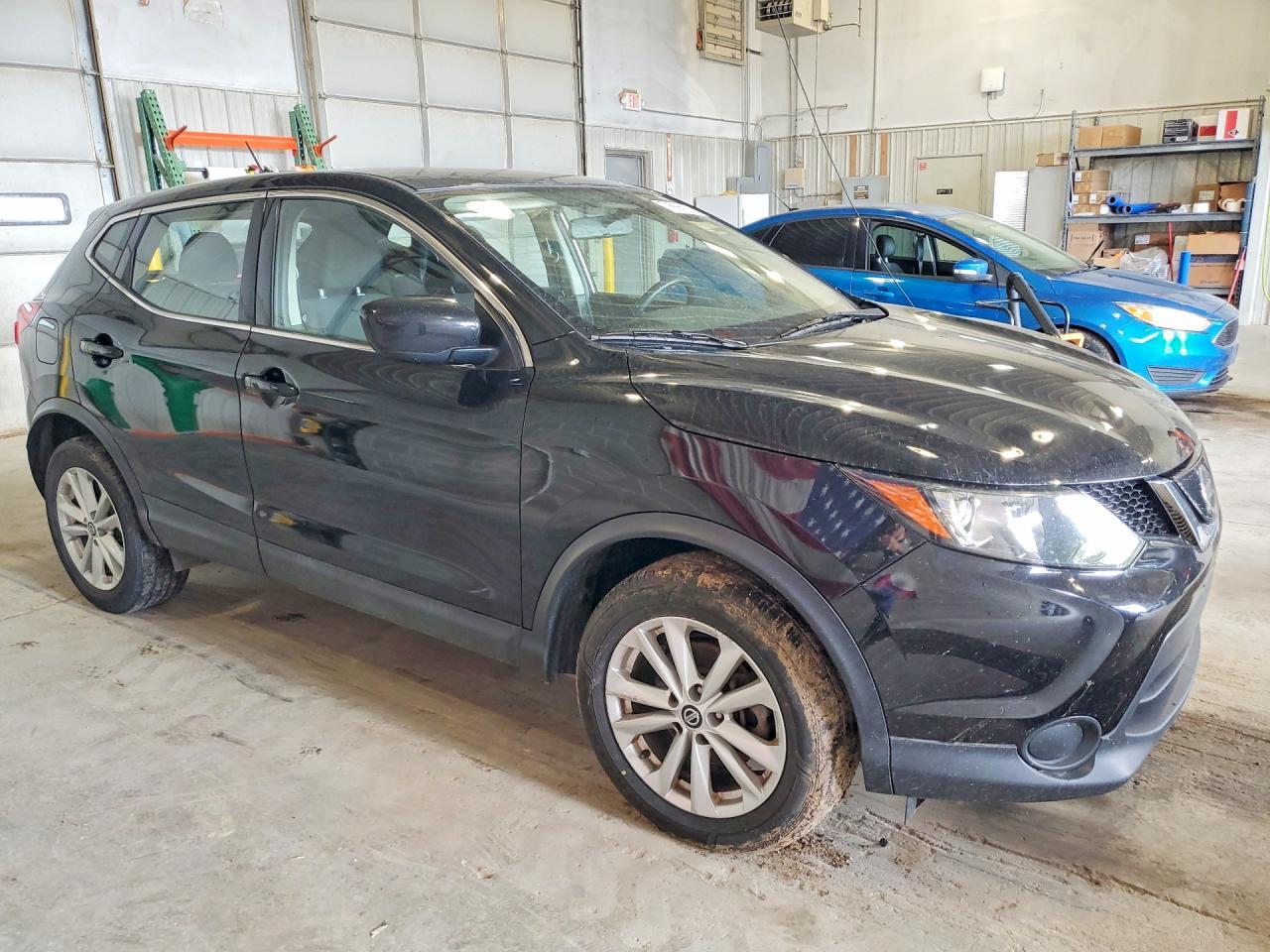 2019 Nissan Rogue Sport S - Фото 4