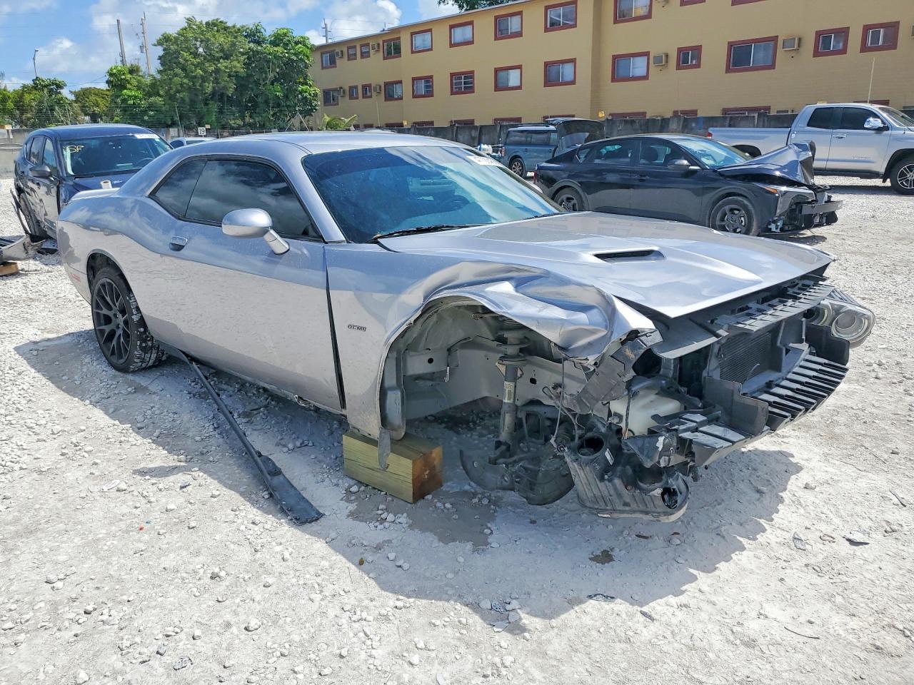 2018 Dodge Challenger R - Фото 4