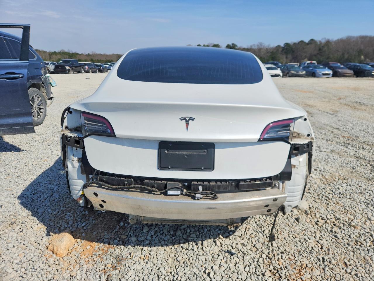 2020 Tesla Model 3 - Фото 6