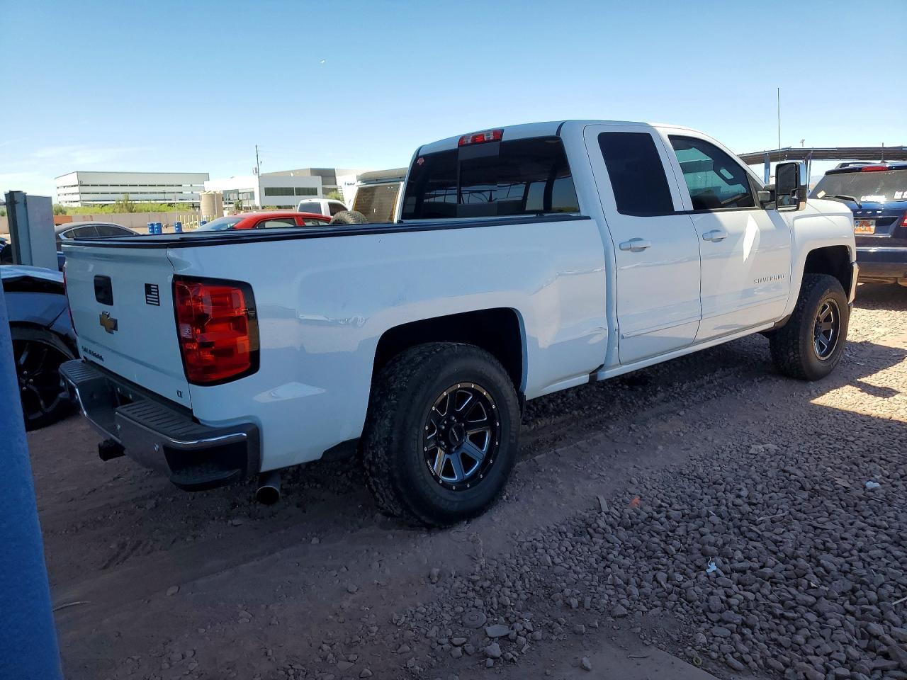 2018 Chevrolet Silverado C1500 Lt - Фото 3