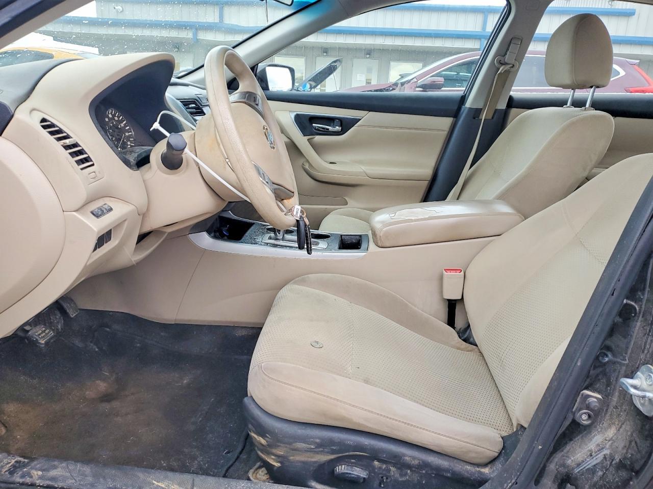 2015 Nissan Altima 2.5 S - Image 7