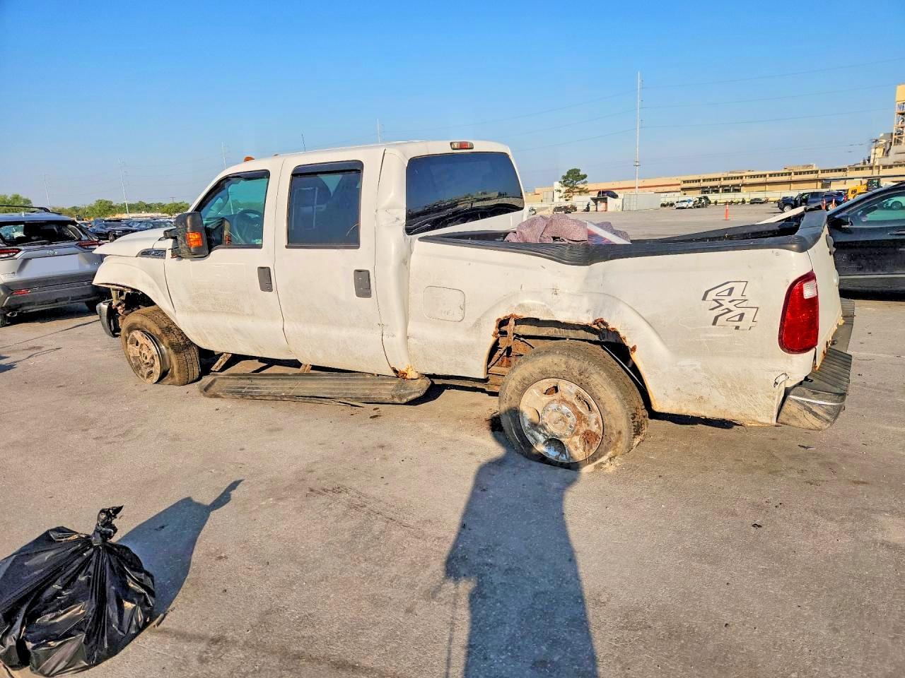 2012 Ford F250 Super Duty - Image 2