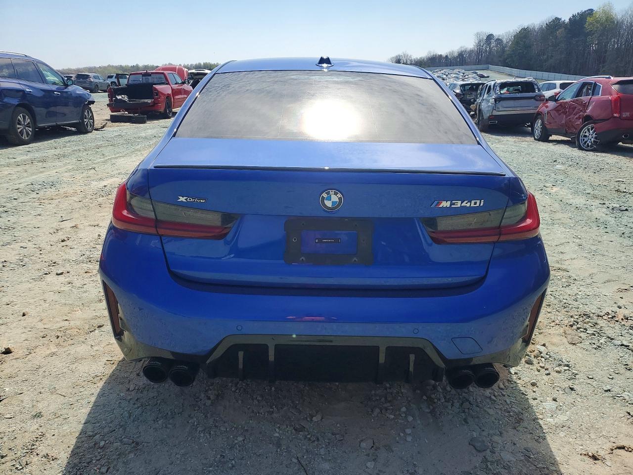 2025 BMW M340Xi - Фото 5