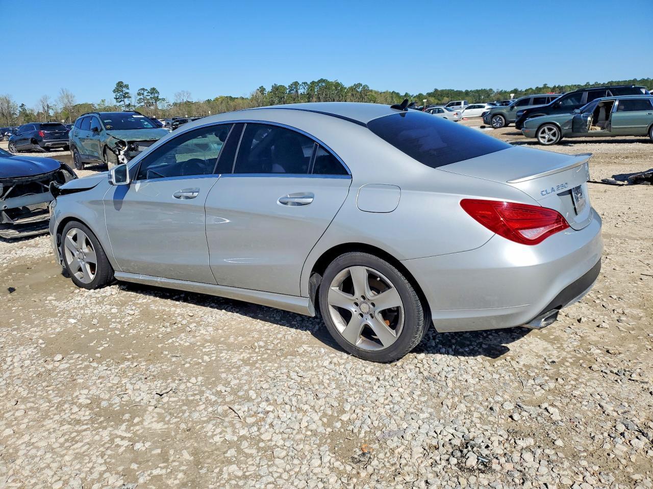 2015 Mercedes-Benz Cla 250 - Фото 2