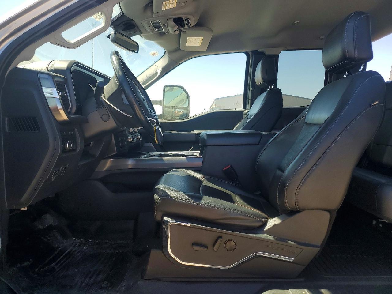 2023 Ford F350 Super Duty - Image 7
