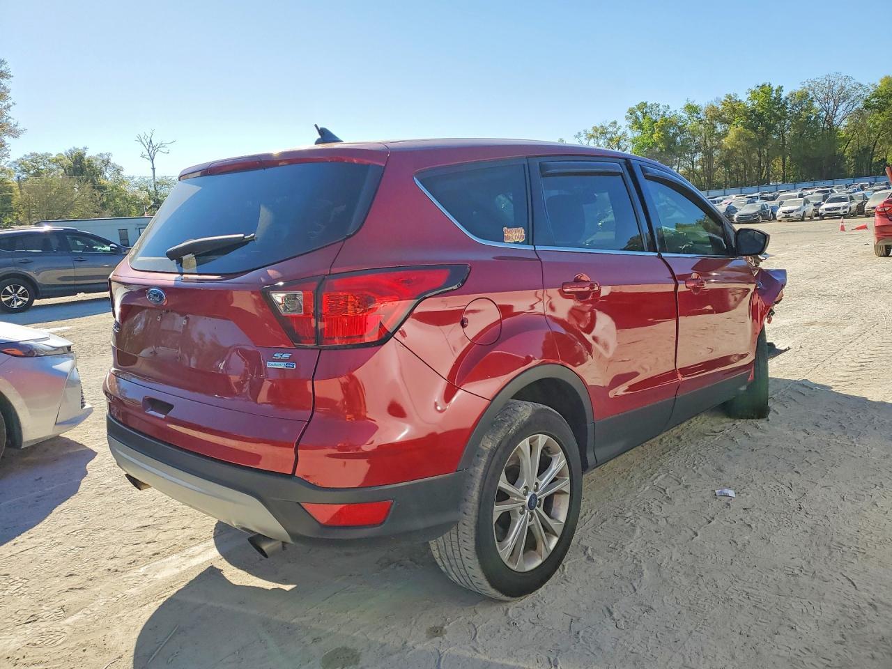 2019 Ford Escape Se - Фото 3