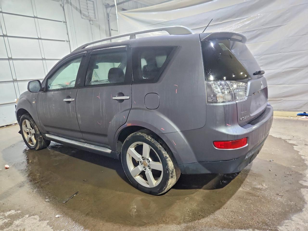 2009 Mitsubishi Outlander Xls - Image 2