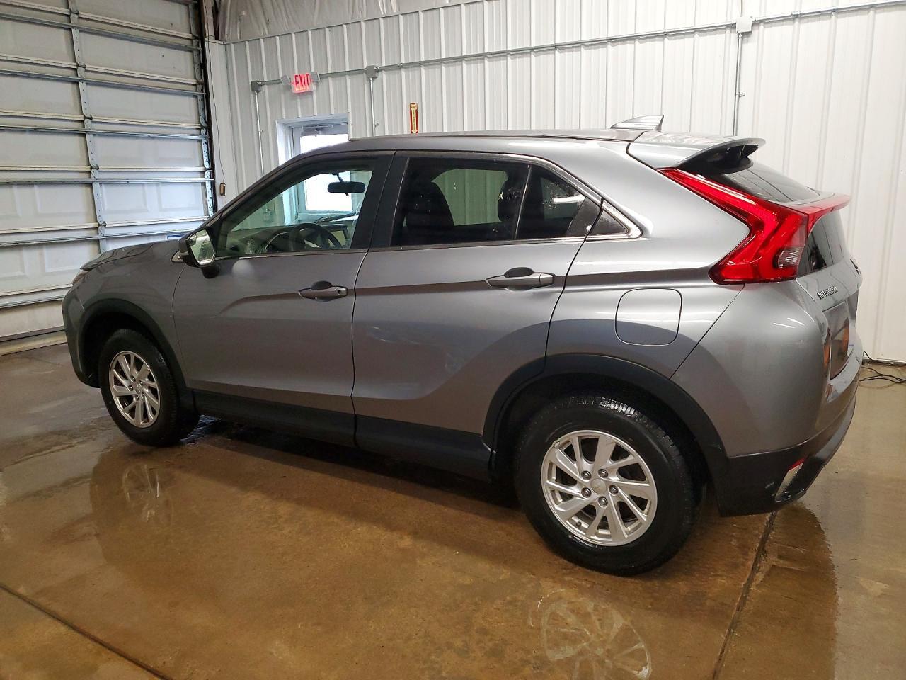 2019 Mitsubishi Eclipse Cross Es - Фото 2