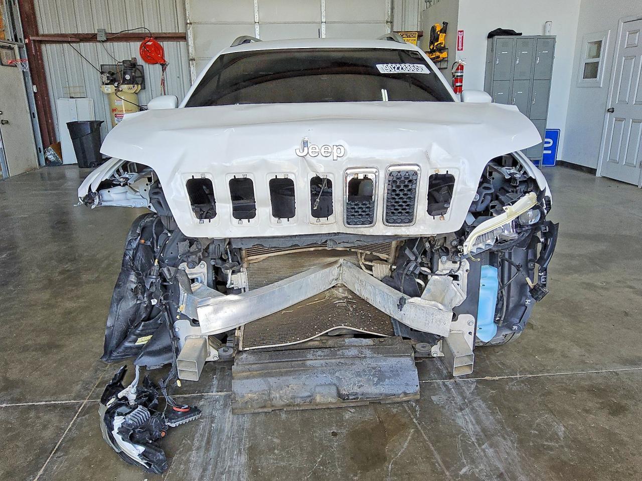 2019 Jeep Cherokee Latitude - Image 5