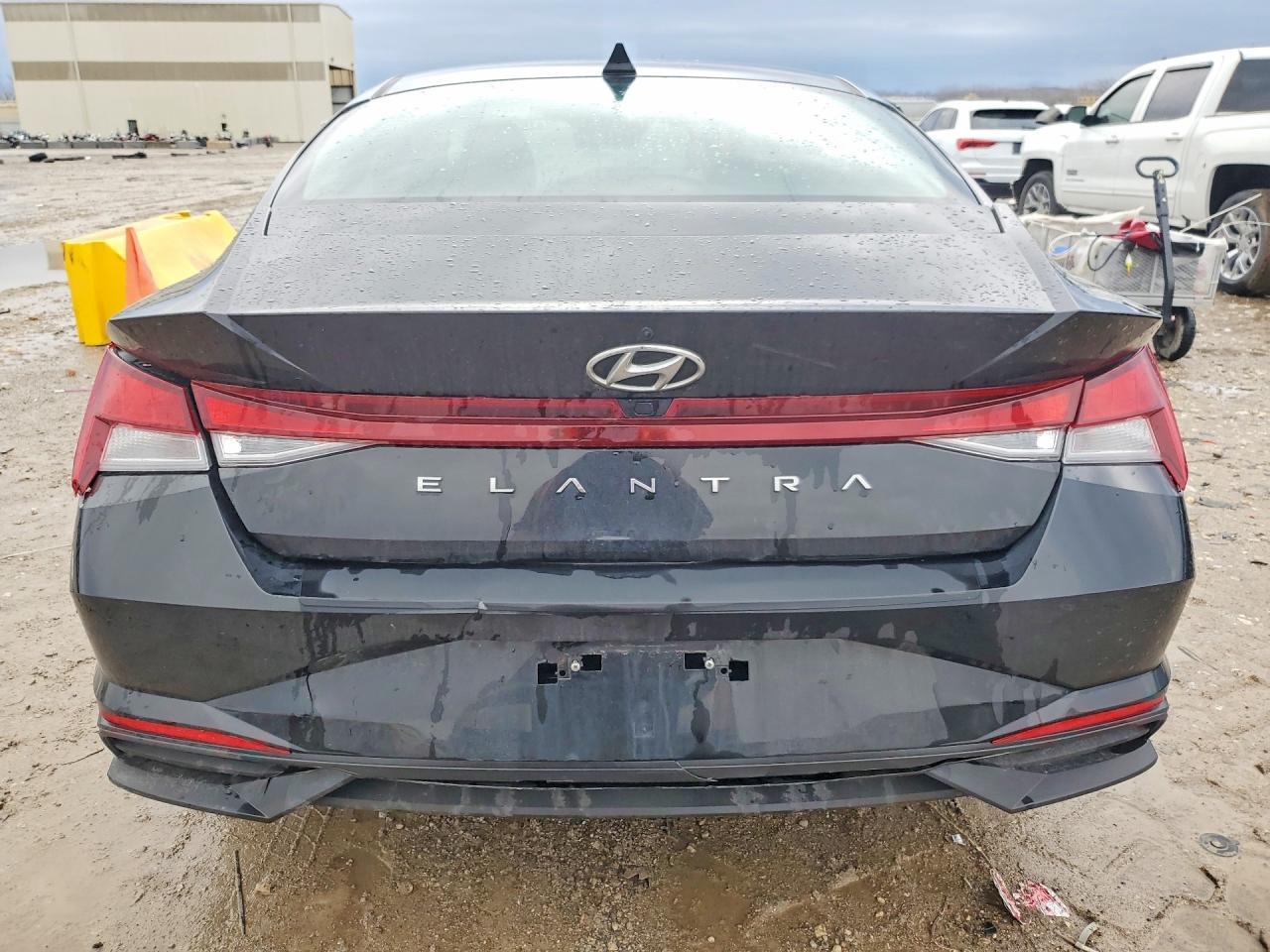 2023 Hyundai Elantra Sel - Фото 6