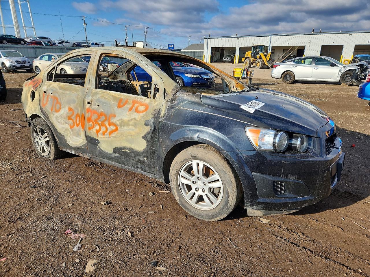 2014 Chevrolet Sonic Lt - Image 4