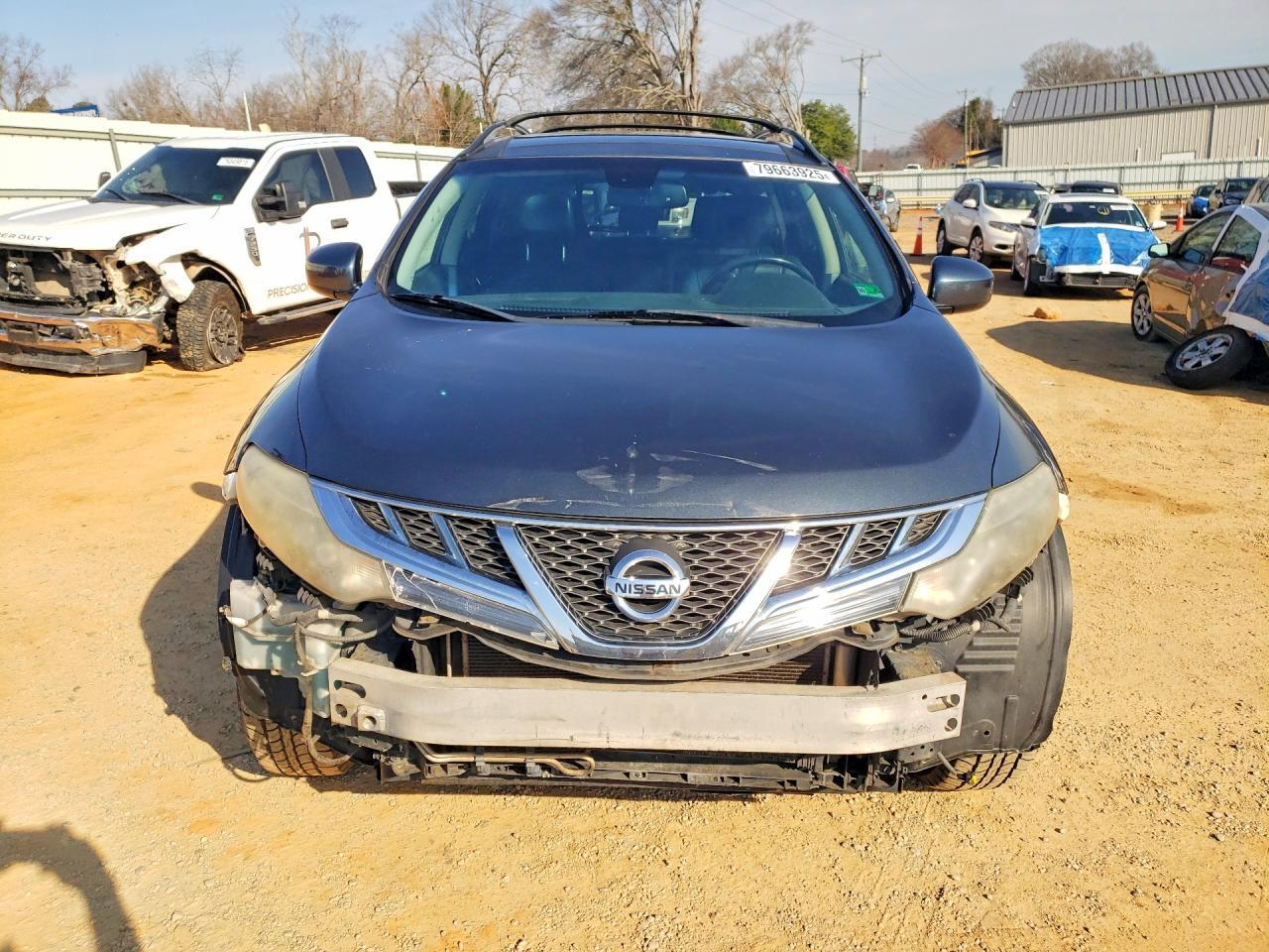 2011 Nissan Murano S - Image 5