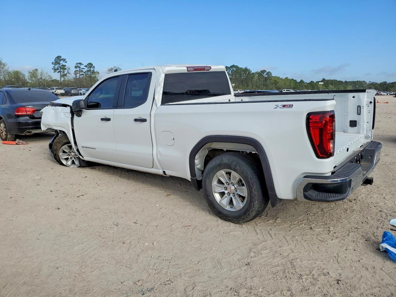 2025 GMC Sierra K1500 - Фото 2