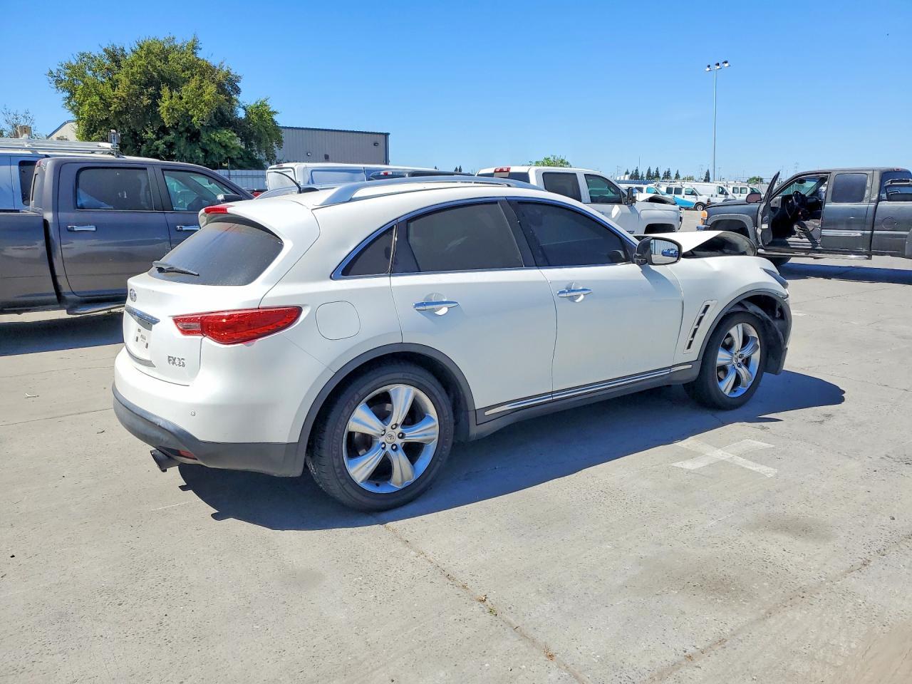 2011 Infiniti Fx35 Base - Фото 3