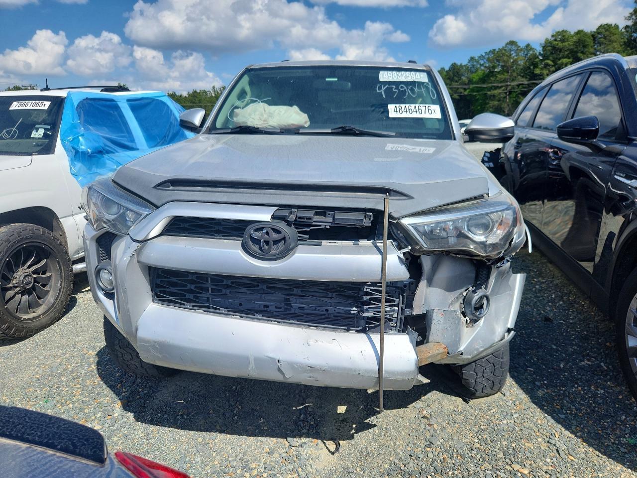 2017 Toyota 4Runner Sr5/Sr5 Premium - Image 5