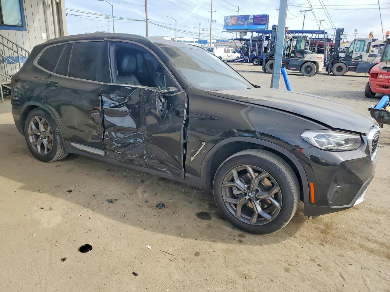 2022 BMW X3 Sdrive30I - Фото 4