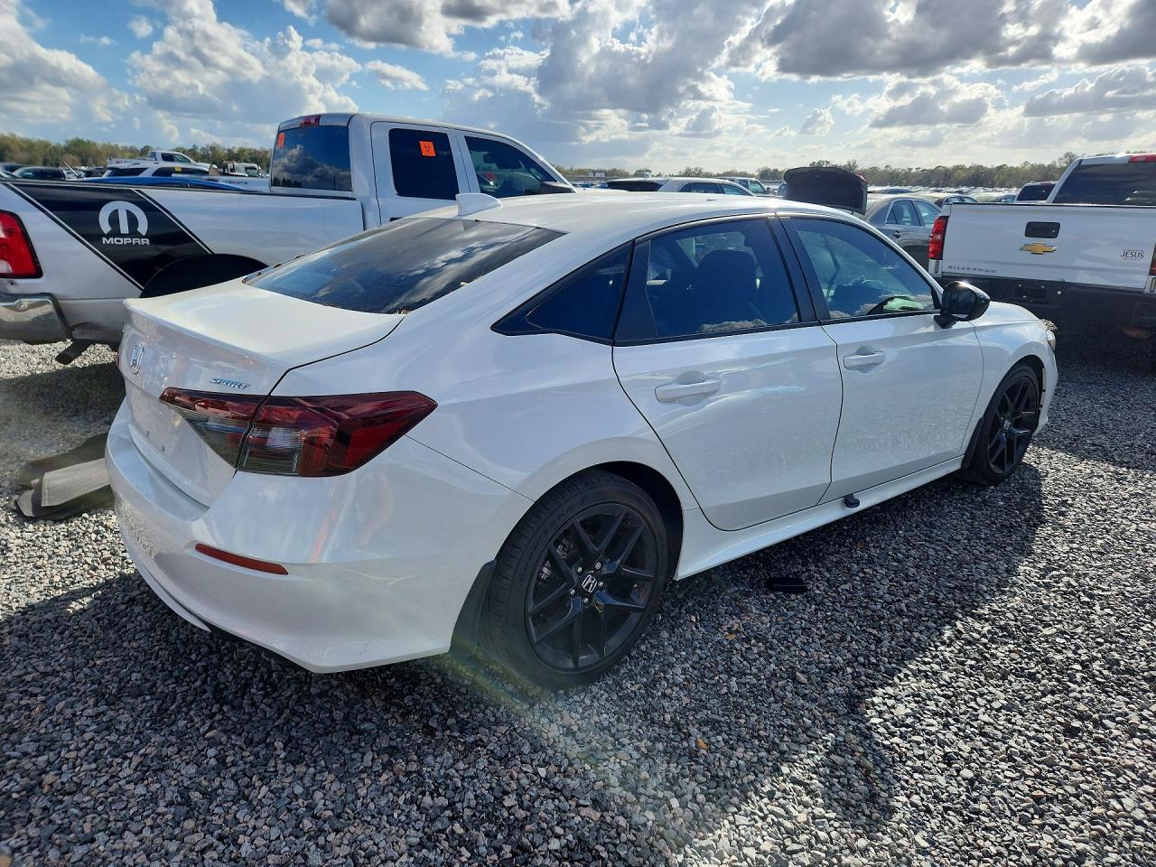 2025 Honda Civic Sport - Фото 3