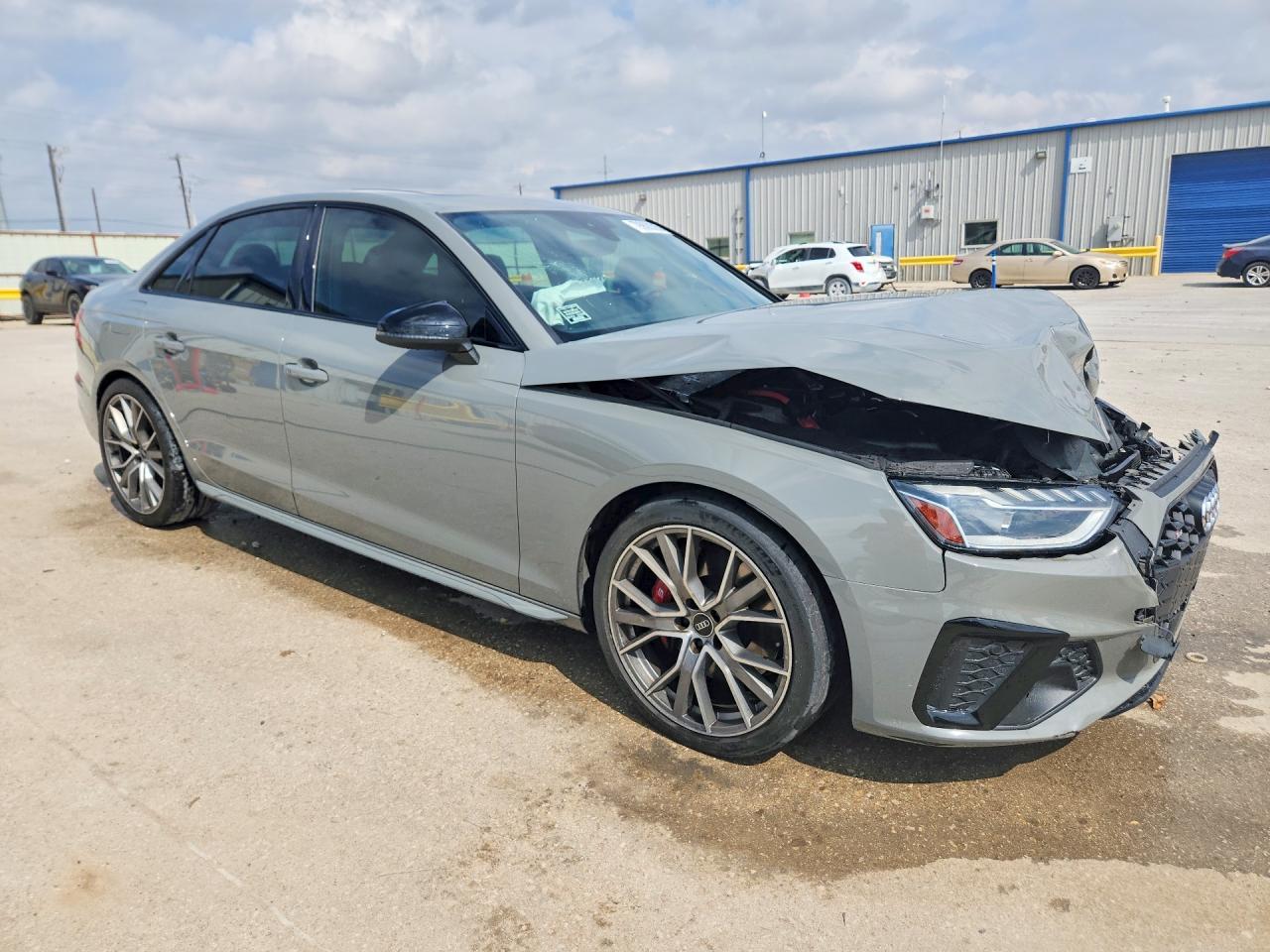 2021 Audi S4 Premium Plus - Фото 4