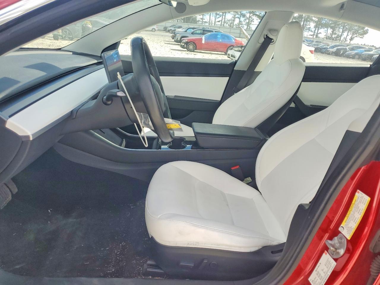 2018 Tesla Model 3 - Фото 7