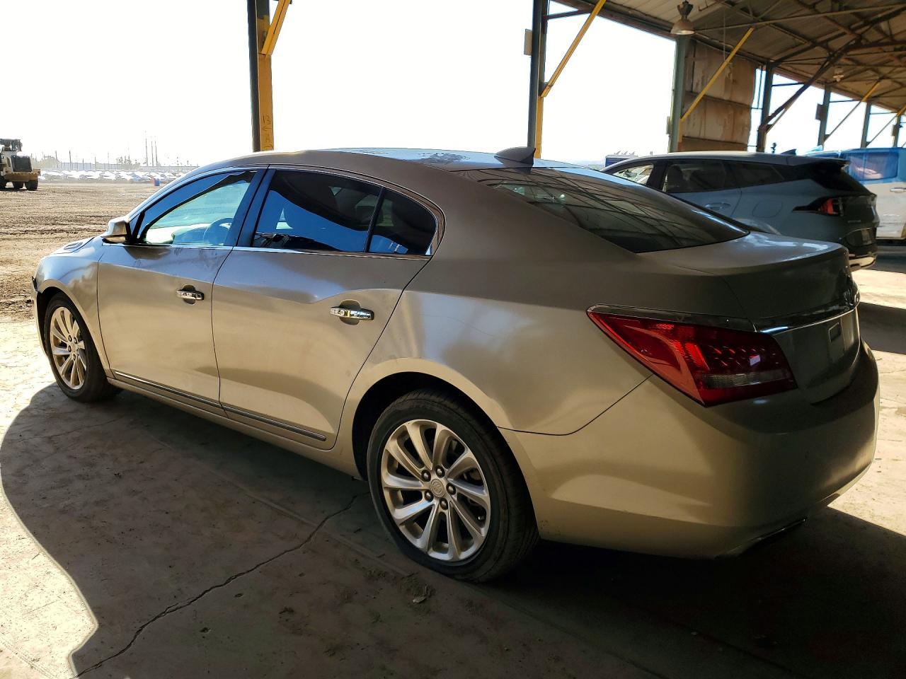 2016 Buick Lacrosse - Фото 2