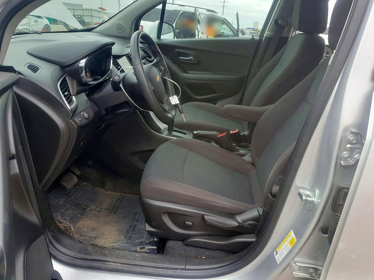 2021 Chevrolet Trax Ls - Image 7