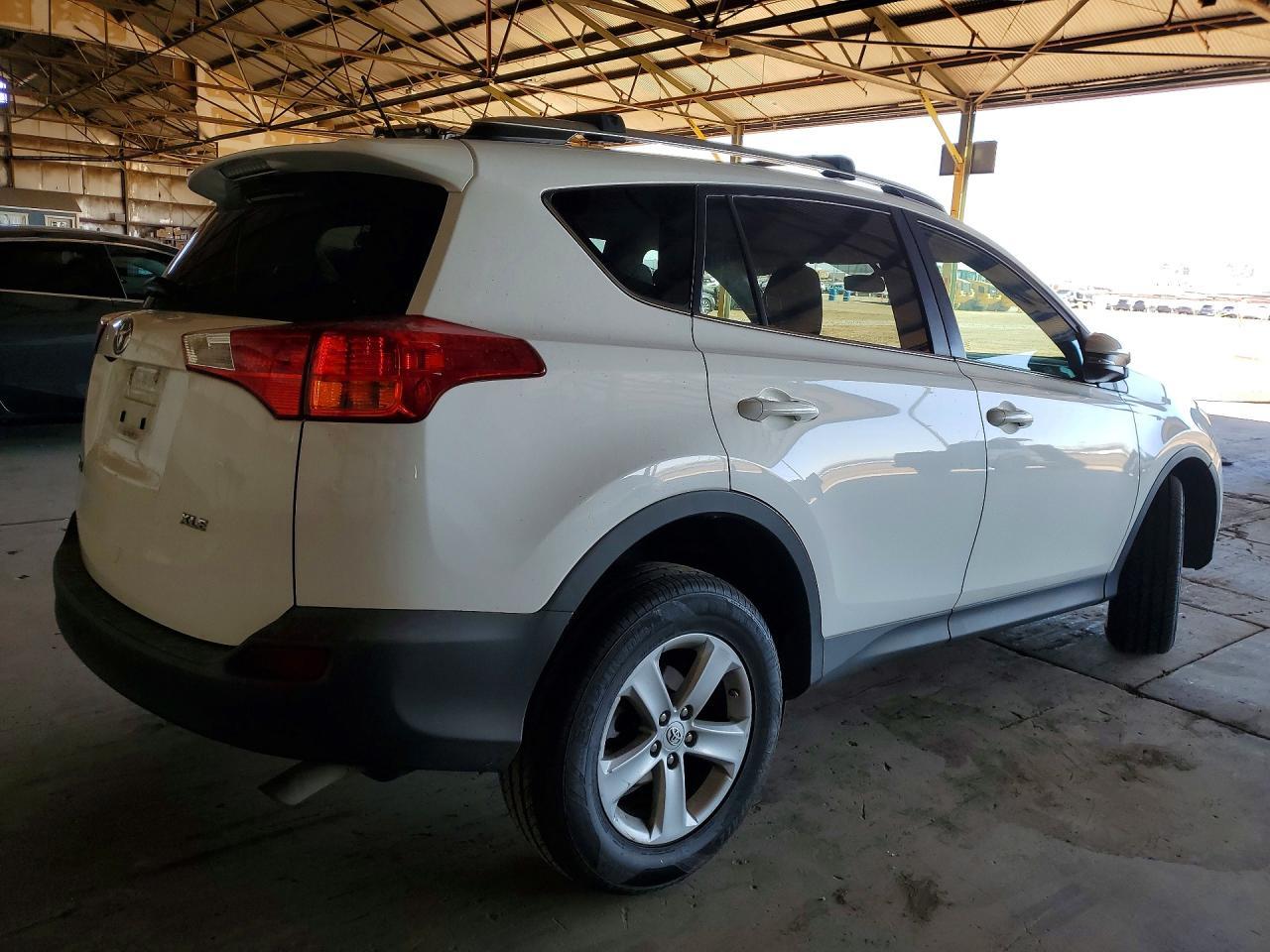 2014 Toyota Rav4 Xle - Image 3