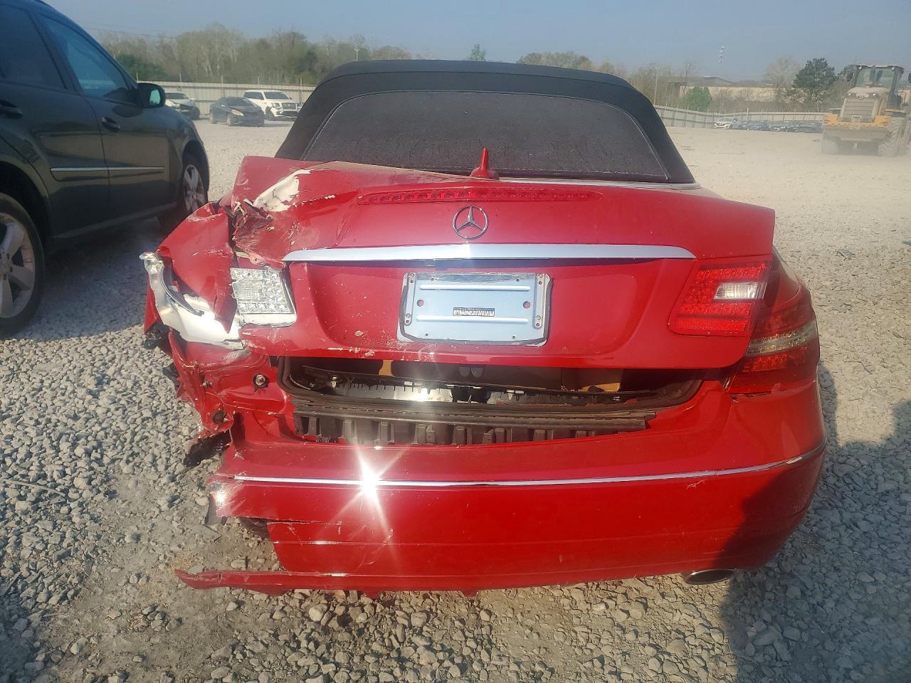 2011 Mercedes-Benz E350 - Фото 6