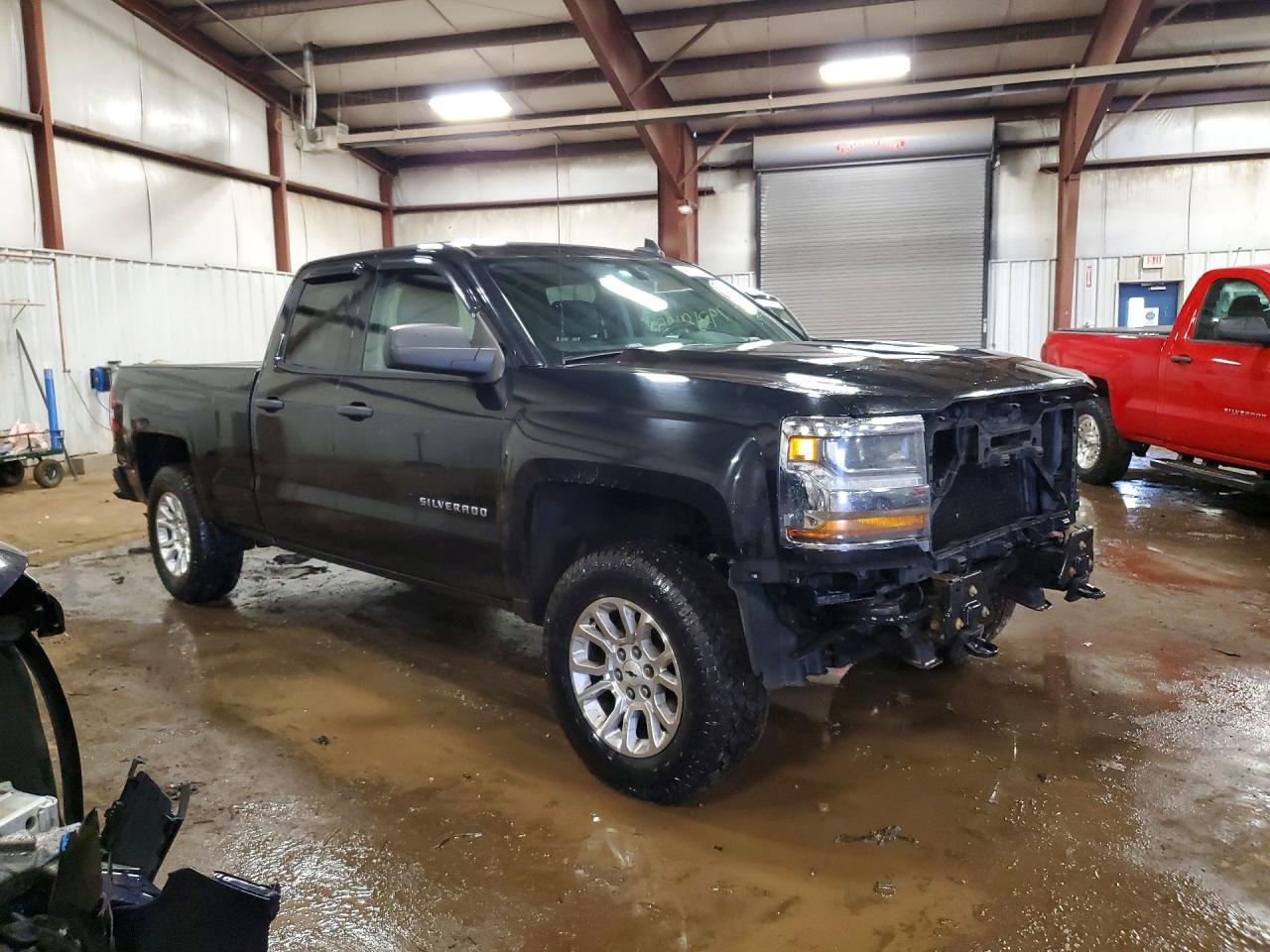 2016 Chevrolet Silverado K1500 - Image 4