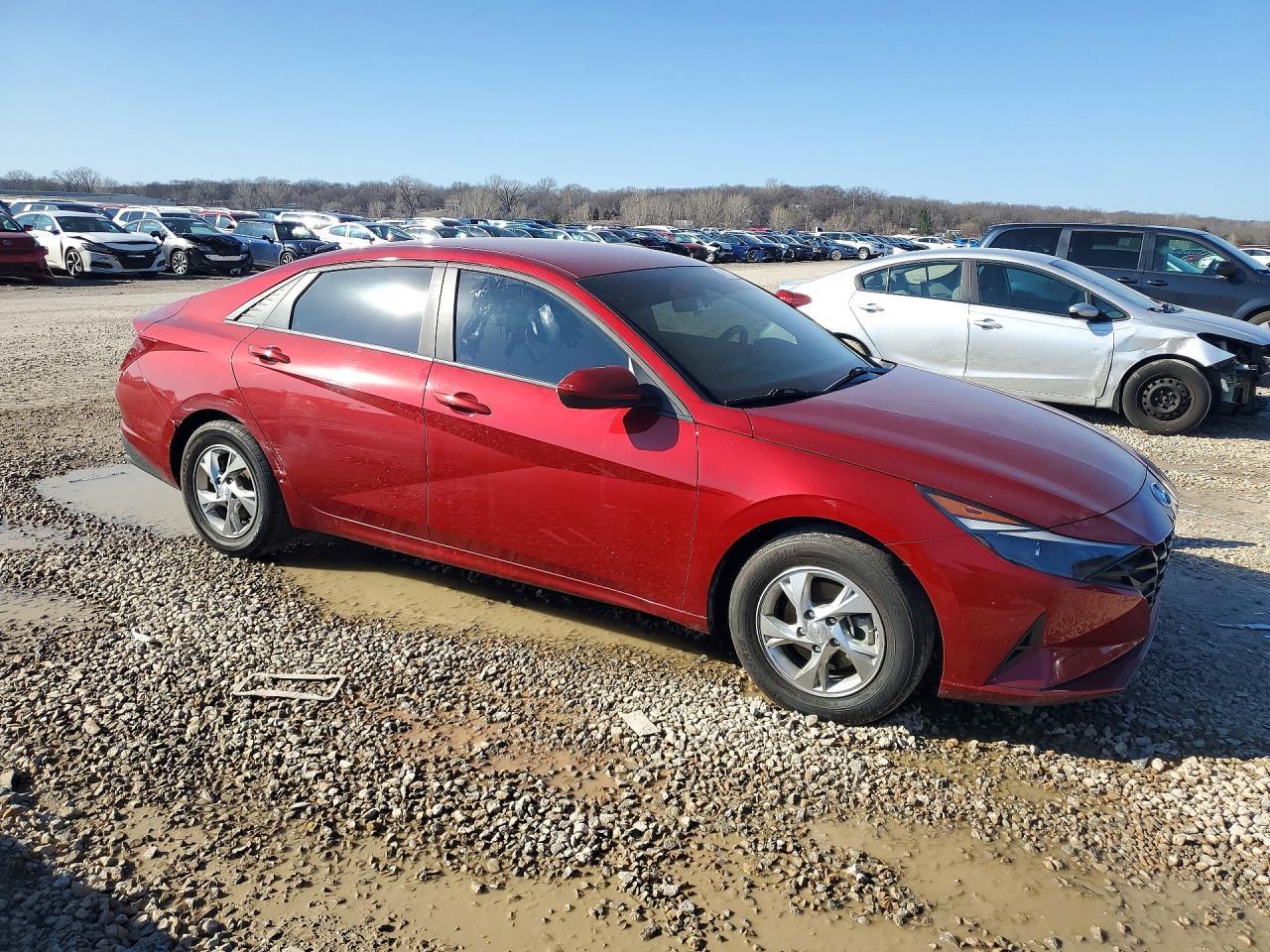 2023 Hyundai Elantra Se - Image 4