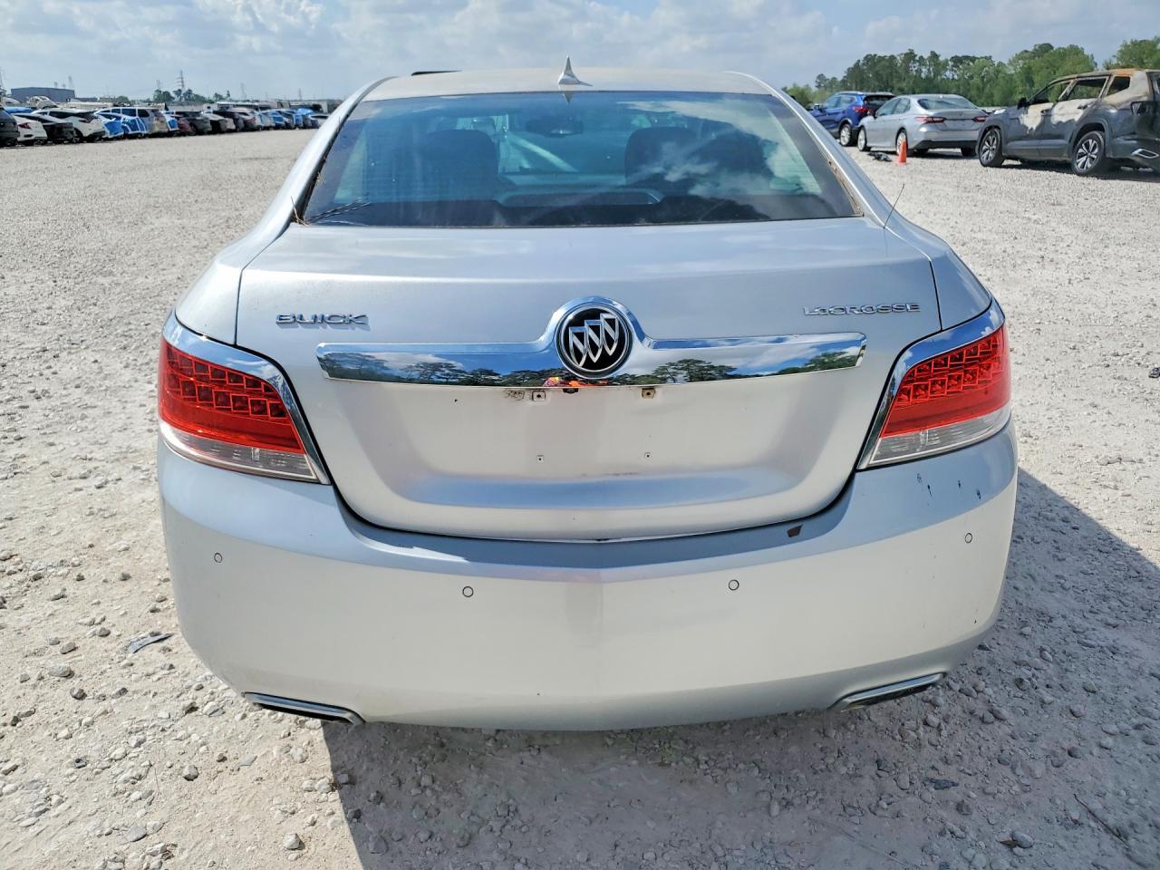 2013 Buick Lacrosse - Image 6