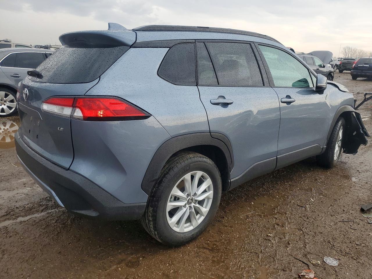 2024 Toyota Corolla Cross Le - Image 3